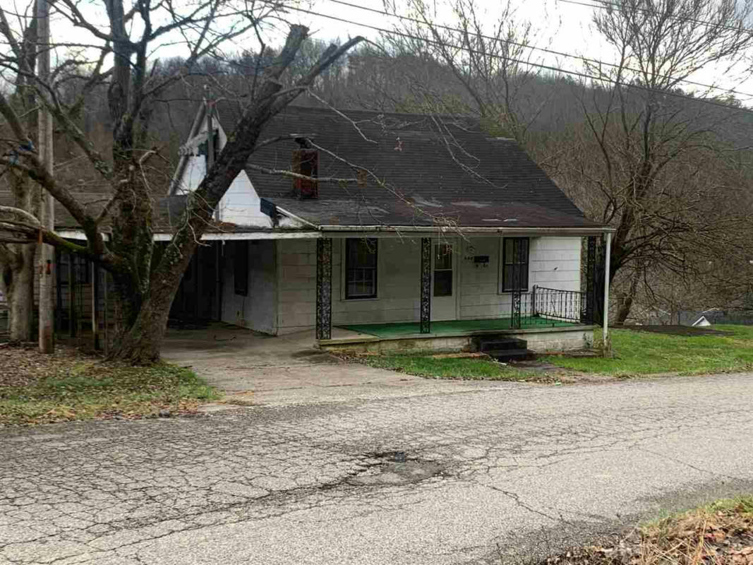 605 OLD TOWN BRANCH RD, GRAYSON, KY 41143, photo 1 of 5