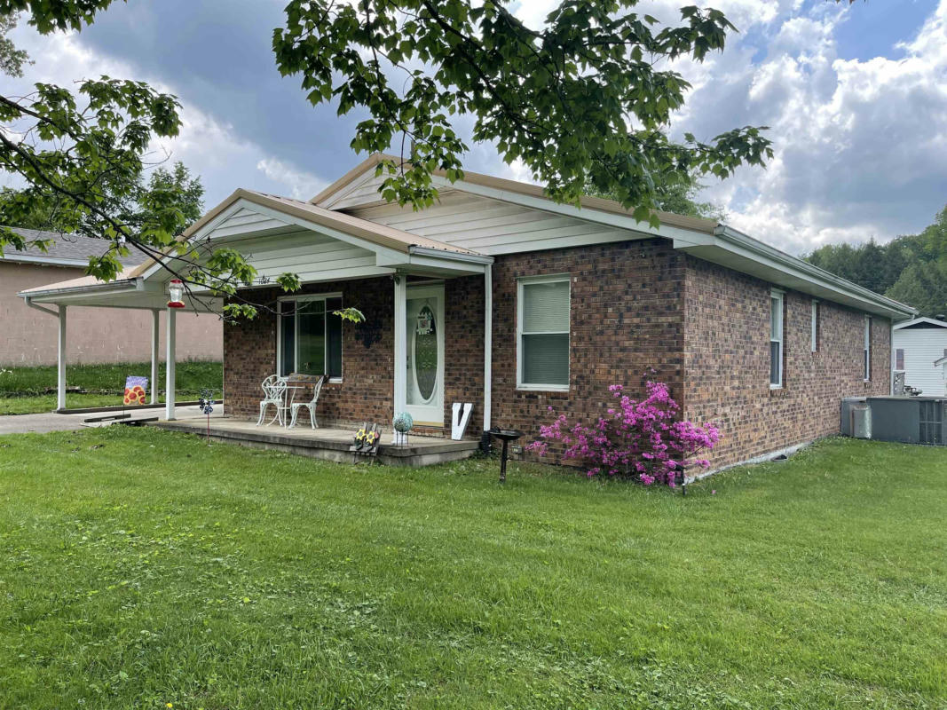 1024 W STERLING CT, ASHLAND, KY 41102, photo 1 of 18