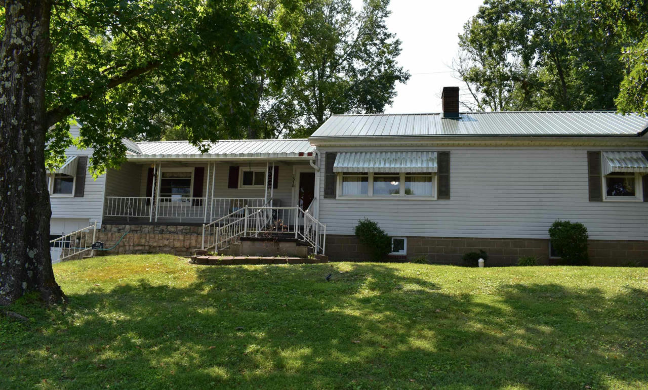 1318 CANNONSBURG RD, ASHLAND, KY 41102, photo 1 of 28