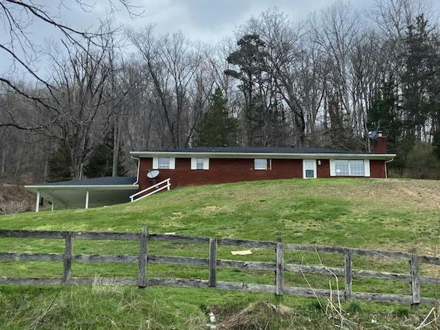 1324 PLEASANT VLY, WURTLAND, KY 41144, photo 1 of 18